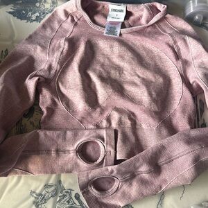 Size small cropped long top